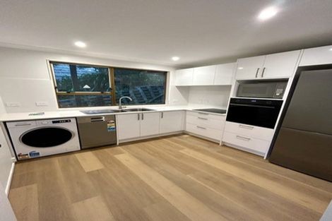 Photo of property in 39 Oak Avenue, Paremata, Porirua, 5024