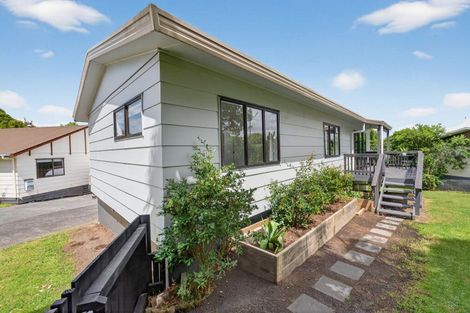 Photo of property in 22 Bay Vista Drive, Red Beach, 0932