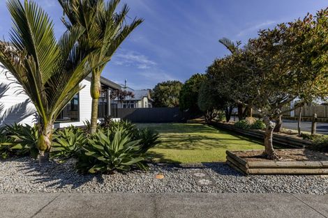 Photo of property in 41 Takiroa Street, Urenui, 4375