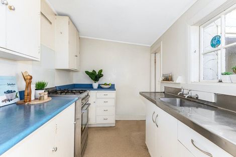 Photo of property in 4 Hanson Street, Mount Cook, Wellington, 6021