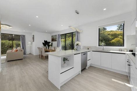 Photo of property in 9 Skanda Crescent, Flat Bush, Auckland, 2019