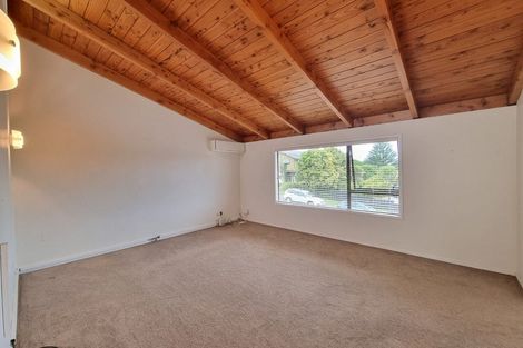 Photo of property in 2/88 Glamorgan Drive, Torbay, Auckland, 0630