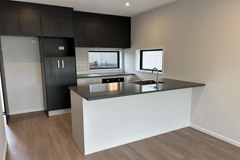 Photo of property in 20 Whati Lane, Henderson, Auckland, 0612