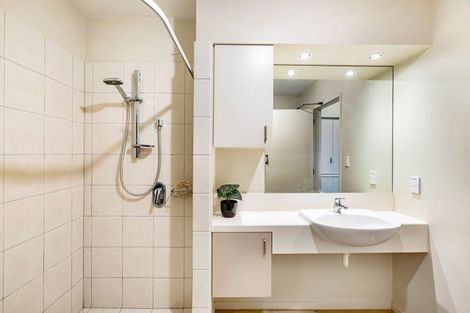 Photo of property in 12 Shortland Place, Havelock North, 4130