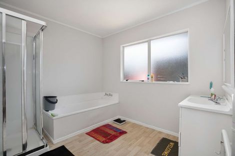 Photo of property in 3/27 Halsey Road, Manurewa, Auckland, 2102