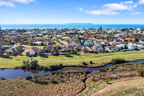 Photo of property in 27 Sarah Place, Papamoa Beach, Papamoa, 3118