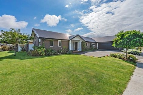 Photo of property in 2 Highworth Crescent, Rolleston, 7615