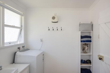 Photo of property in 6 Bride Street, Moeraki, 9482