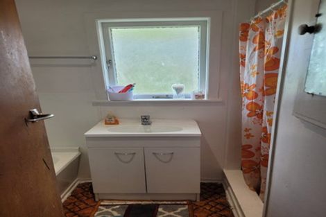 Photo of property in 97 Mcleod Road, Te Atatu South, Auckland, 0610