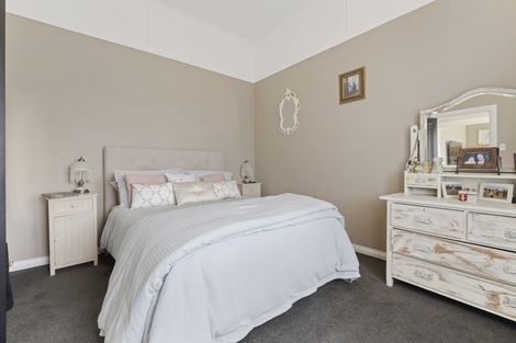 Photo of property in 39 Mako Mako Road, Levin, 5510