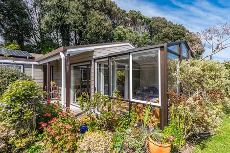 Photo of property in 2 Rata Street, Waikanae, 5036