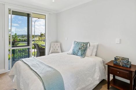 Photo of property in 14/30 Ambassador Glade, Orewa, 0931