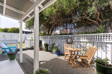 Photo of property in 96 Marine Parade, Paraparaumu Beach, Paraparaumu, 5032