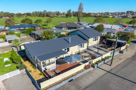 Photo of property in 11 Pringle Street, Waimataitai, Timaru, 7910