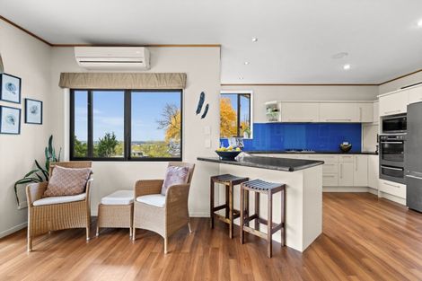Photo of property in 16a Churchill Drive, Taradale, Napier, 4112