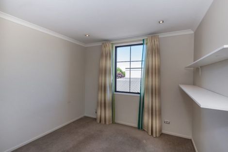 Photo of property in 38 Country Club Terrace, Northwood, Christchurch, 8051