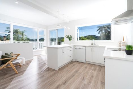 Photo of property in 3 Grenfell Drive, Karori, Wellington, 6012