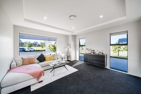 Photo of property in 73 Dynes Road, Rolleston, 7615