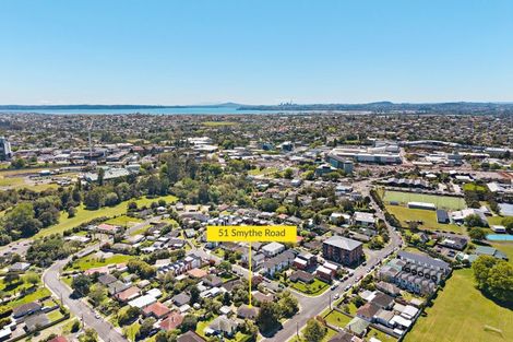 Photo of property in 51 Smythe Road, Henderson, Auckland, 0612