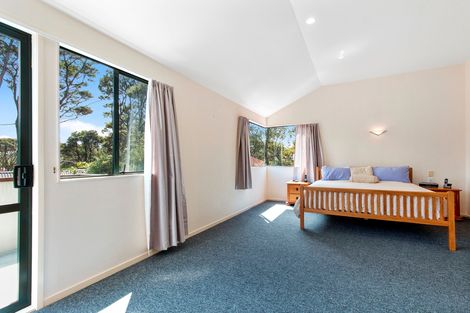 Photo of property in 79 Hilling Street, Titirangi, Auckland, 0604