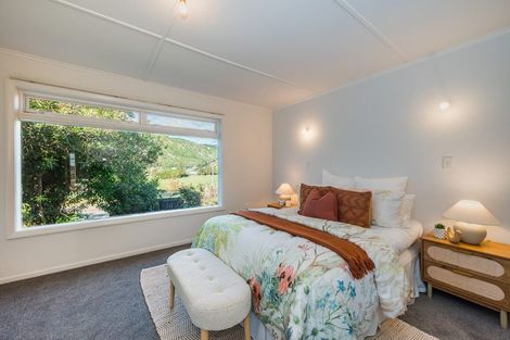 Photo of property in 55 Aorangi Road, Paraparaumu, 5032