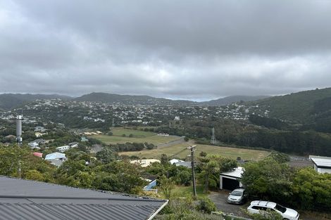 Photo of property in 12 Huntingdon Street, Northland, Wellington, 6012