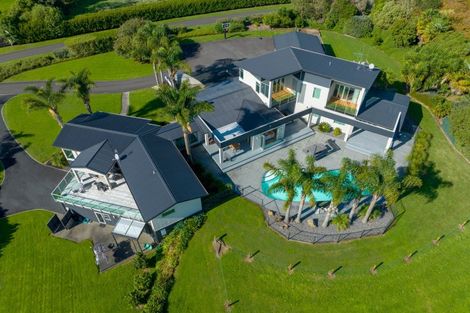 Photo of property in 42 Ryvington Lane, Tamahere, Hamilton, 3283