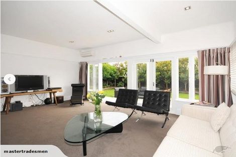 Photo of property in 52 Hawkesbury Avenue, St Albans, Christchurch, 8014