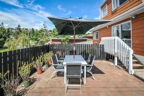 Photo of property in 1/20 Hogans Road, Glenfield, Auckland, 0629