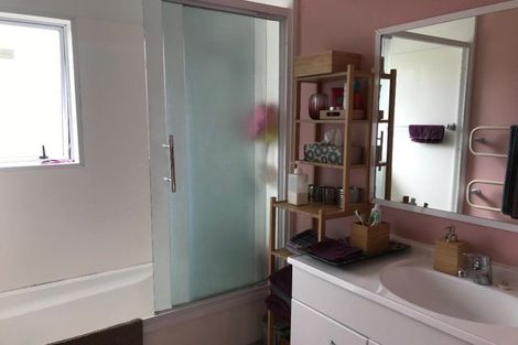 Photo of property in 2/63 Trafalgar Street, Waterloo, Lower Hutt, 5011