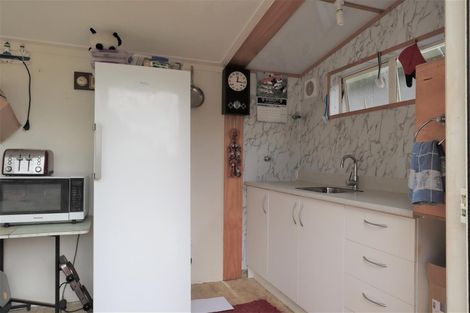 Photo of property in 60 Summer Road, Tinopai, Matakohe, 0593