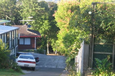 Photo of property in 1/7 View Road, Glenfield, Auckland, 0627