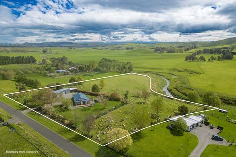 Photo of property in 425 Te Kura Road, Otane, 4277