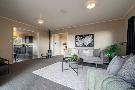 Photo of property in 97 Benmore Avenue, Cloverlea, Palmerston North, 4412