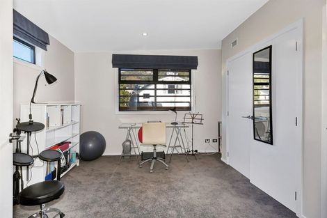 Photo of property in 1/356 Karori Road, Karori, Wellington, 6012