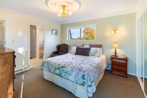 Photo of property in 27 Great North Road, Saint Johns Hill, Whanganui, 4501