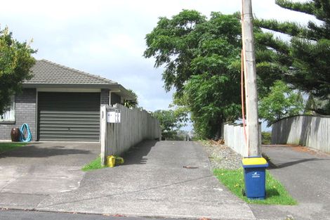 Photo of property in 125a Colwill Road, Massey, Auckland, 0614