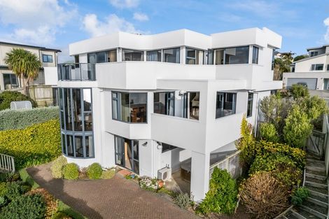 Photo of property in 5 Bowsprit Way, Whitby, Porirua, 5024