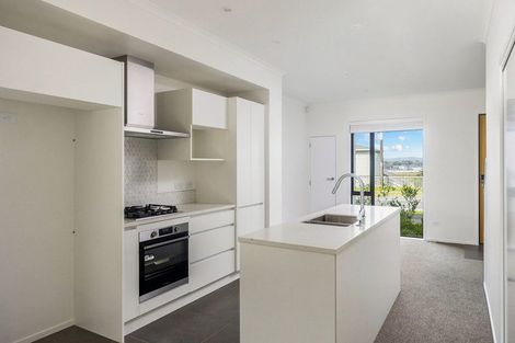 Photo of property in 4/1 Scott Road, Hobsonville, Auckland, 0616