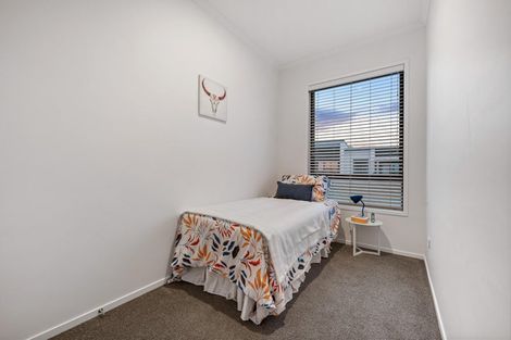 Photo of property in 16 Malcolm Calder Road, Hobsonville, Auckland, 0616