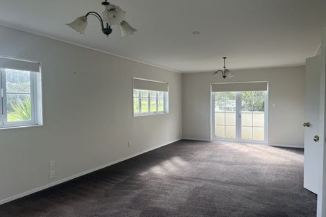 Photo of property in 1291 Old North Road, Helensville, 0875