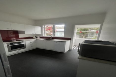 Photo of property in 17 Clutha Avenue, Khandallah, Wellington, 6035