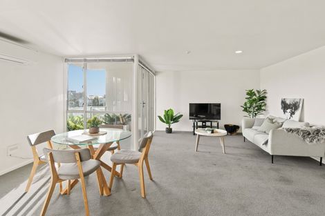 Photo of property in 18/15 Peterborough Street, Christchurch Central, Christchurch, 8013