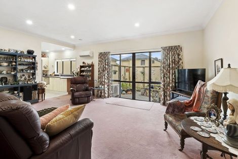Photo of property in 5u8 Court Road, Tawa, Wellington, 5028