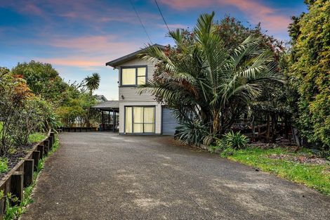 Photo of property in 26 Royal View Road, Te Atatu South, Auckland, 0610