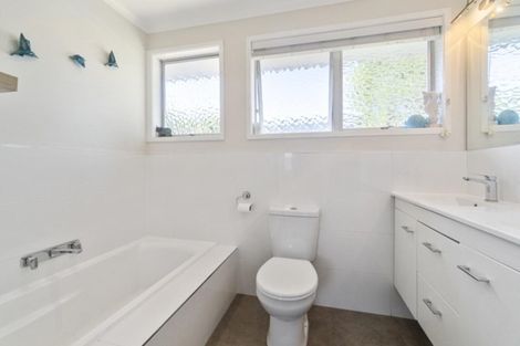 Photo of property in 7 Redwood Drive, Massey, Auckland, 0614