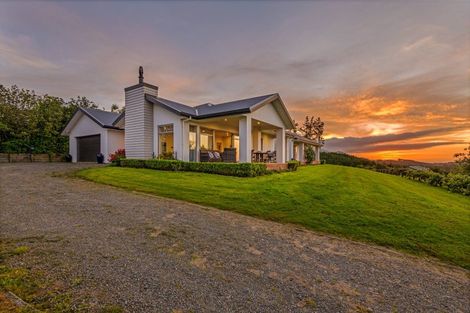 Photo of property in 12 Fleetwood Lane, Turitea, Palmerston North, 4472
