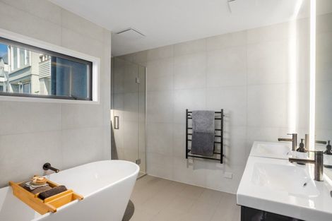 Photo of property in 14 Shalimar Crescent, Khandallah, Wellington, 6035