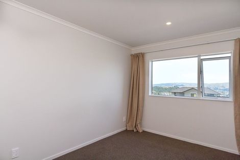 Photo of property in 7 Pacific View, Whitby, Porirua, 5024