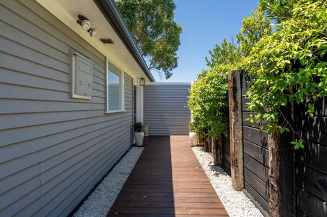 Photo of property in 8 Castleton Street, Birkdale, Auckland, 0626